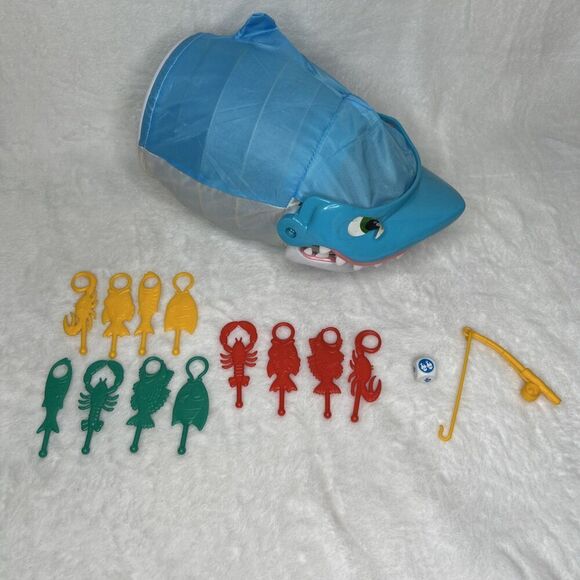 Shark Bite 2017 Game Replacement Parts 1 Fishing Pole 12 Sea Creatures & Die - Picture 1 of 9